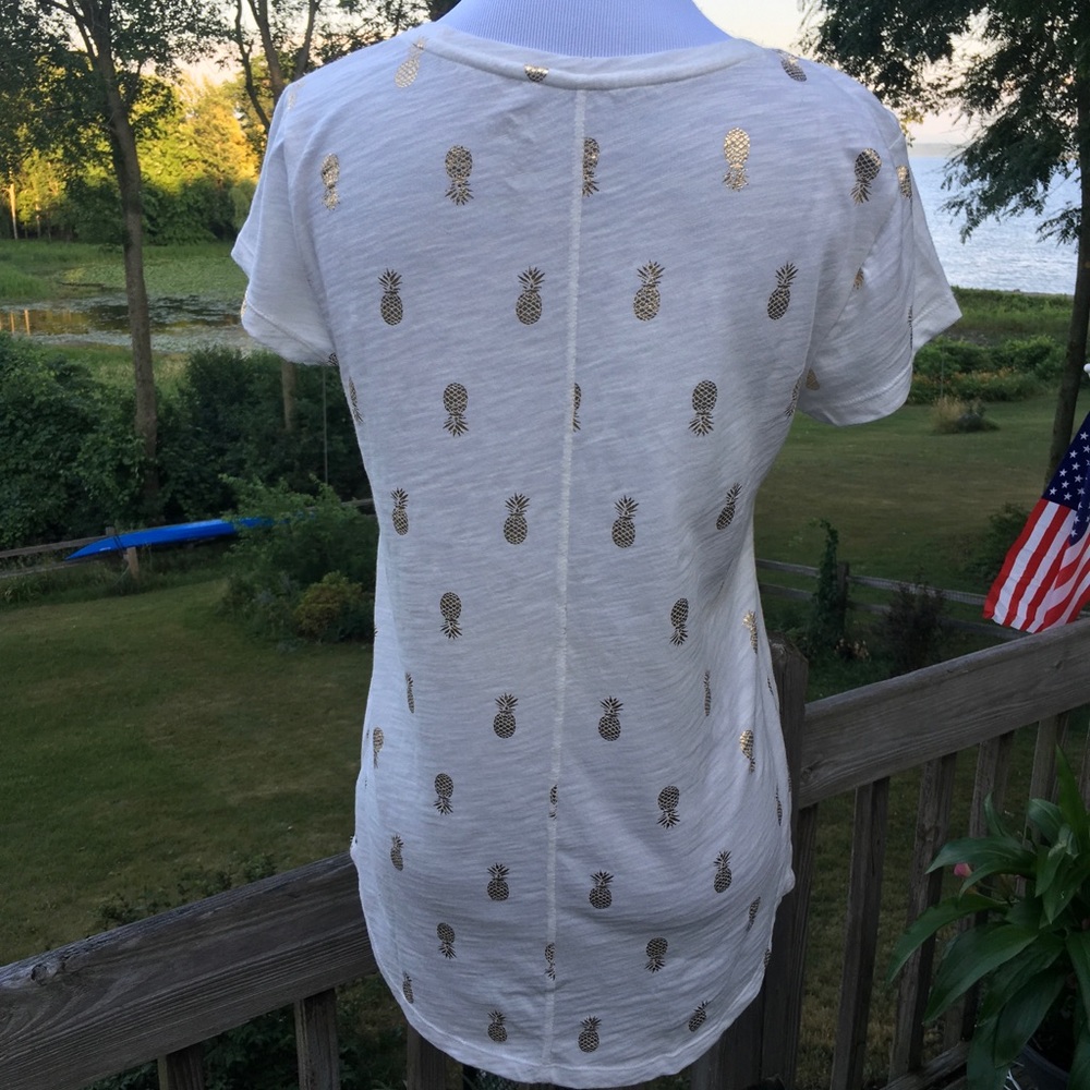 GAP Pineapple Shirt - Picture 9 of 9